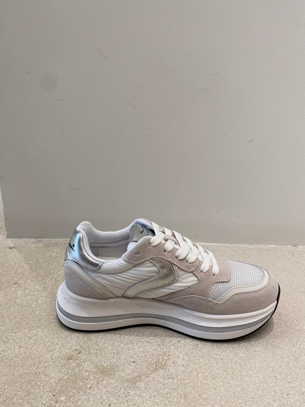 Voile Blanche Sneakers. Melany Suede