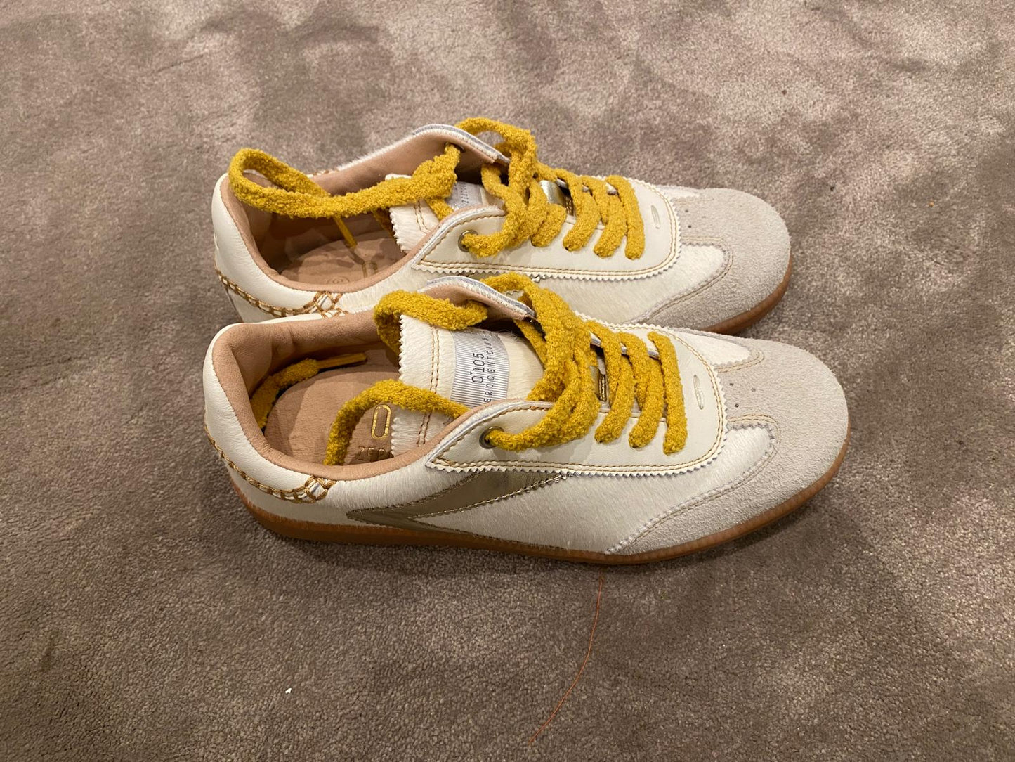 0'105 Sneackers Nova