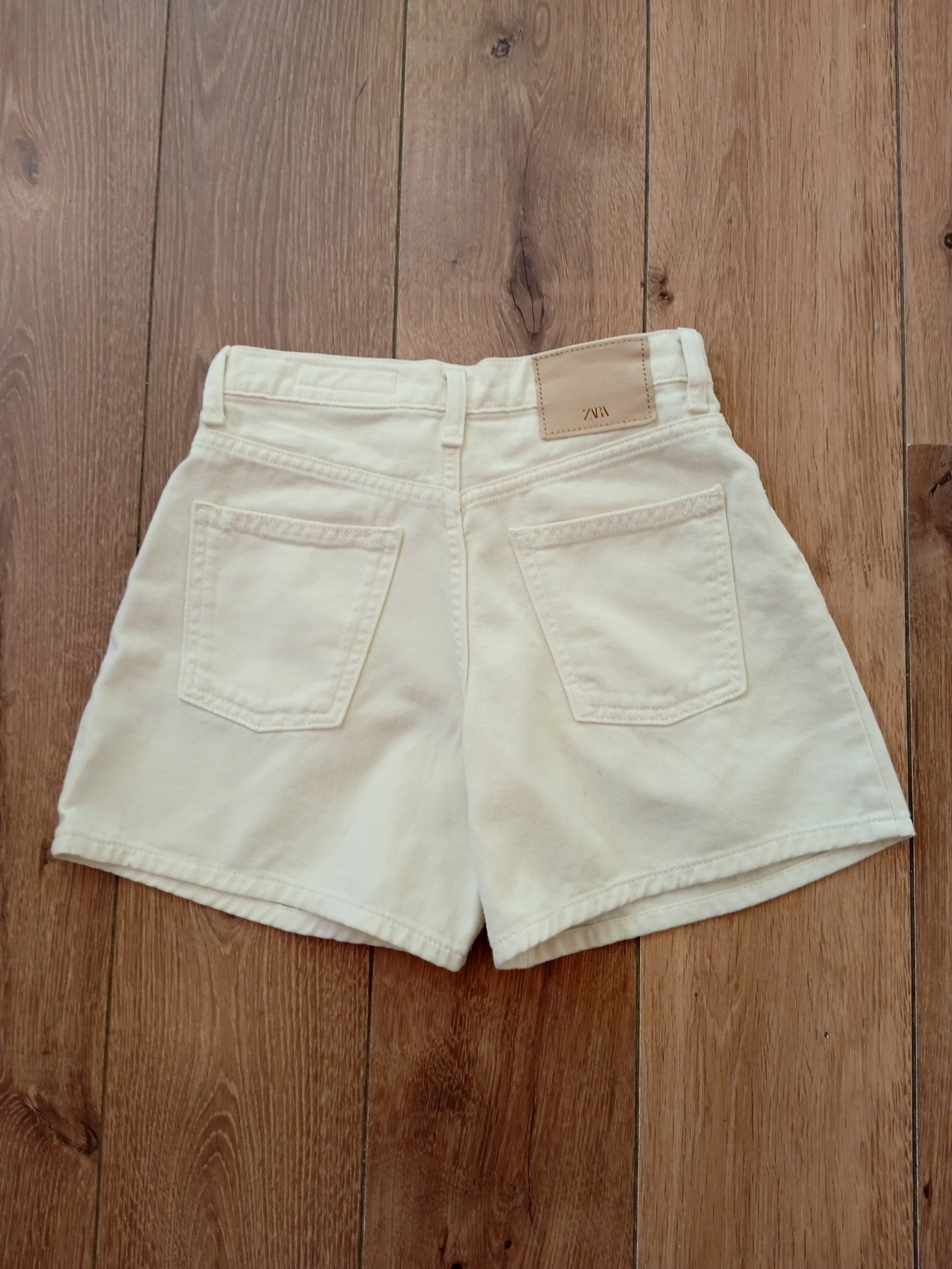Zara Short Niña