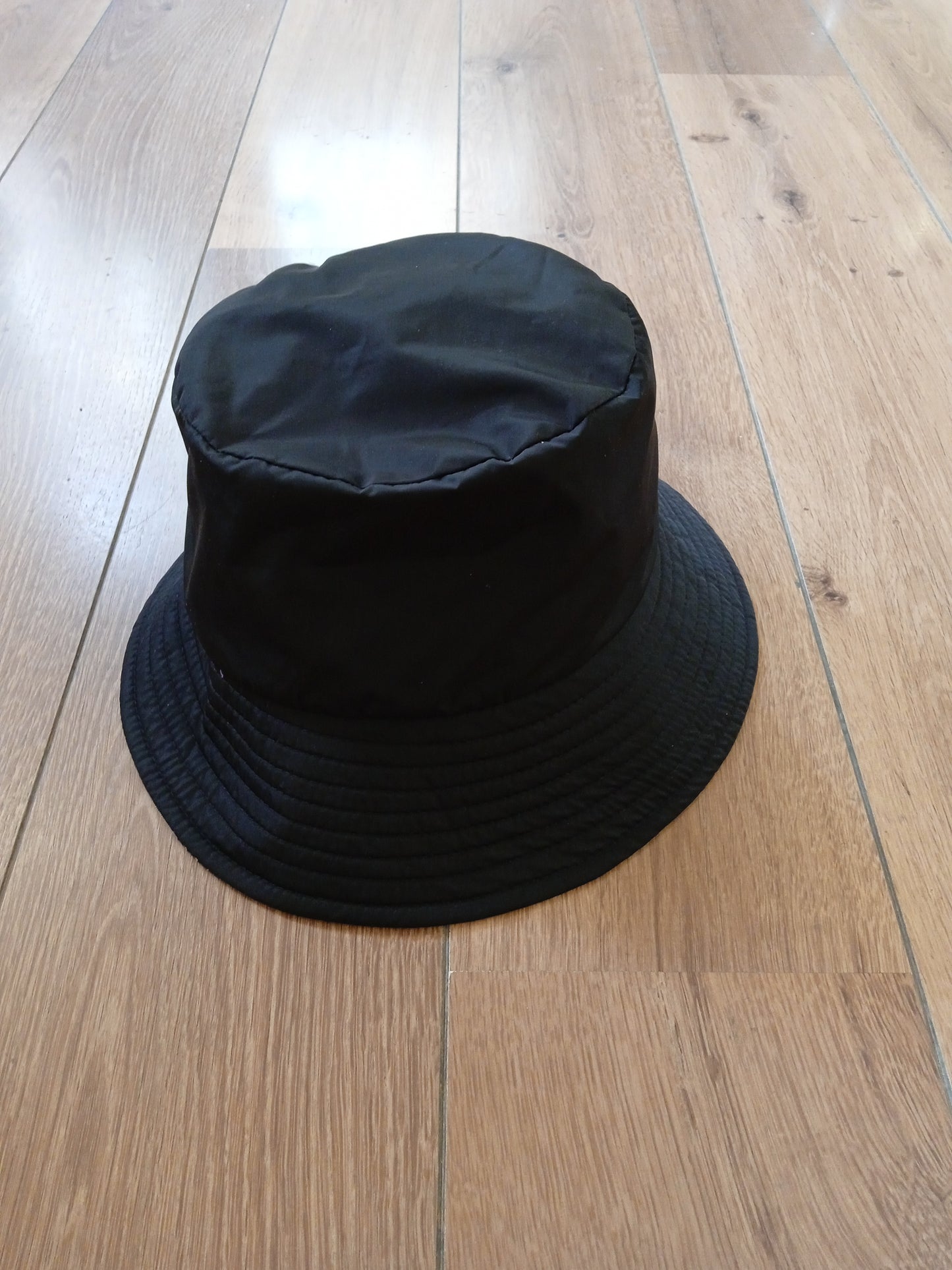 Attraversiamo Gorro lluvia