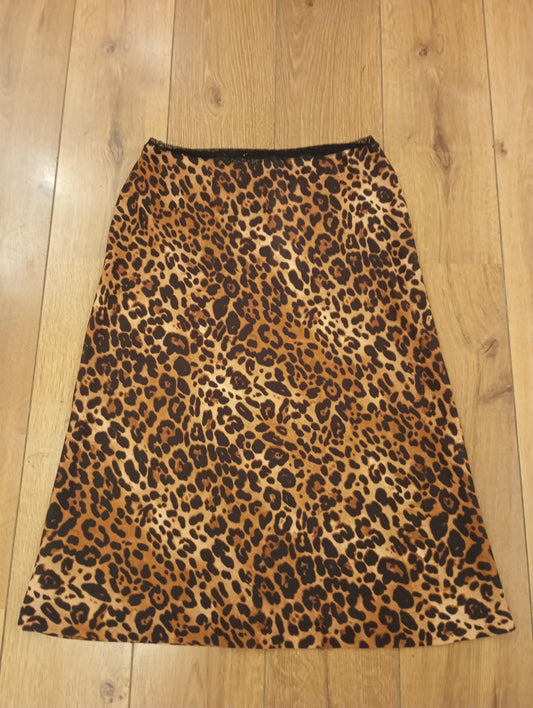 Falda animal print