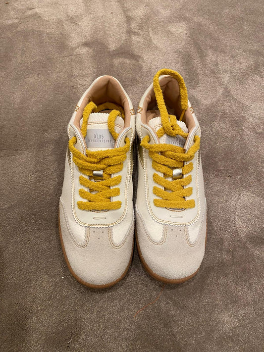 0'105 Sneackers Nova