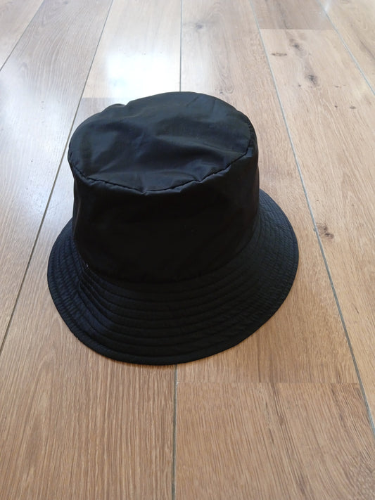 Attraversiamo Gorro lluvia